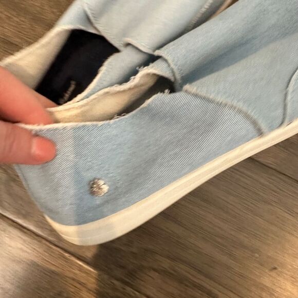 Tommy Bahama Light Blue Soft Canvas Terry Cloth Interior Slip On Sneaker Size 8 - Picture 6 of 7